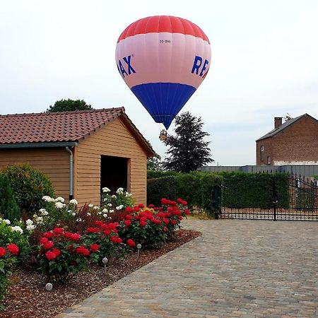 B&B Secret Garden Voeren Exterior foto