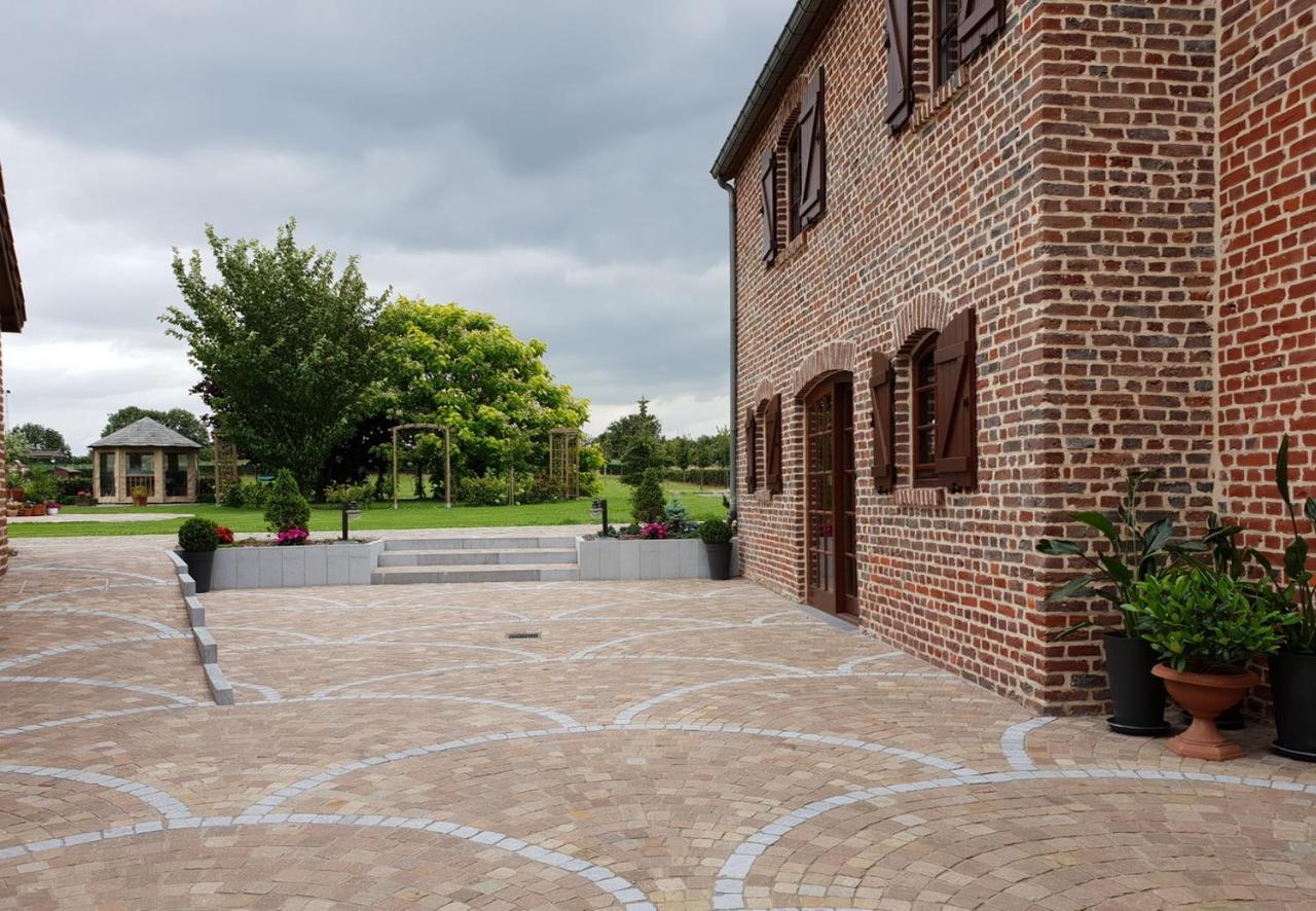 B&B Secret Garden Voeren Exterior foto